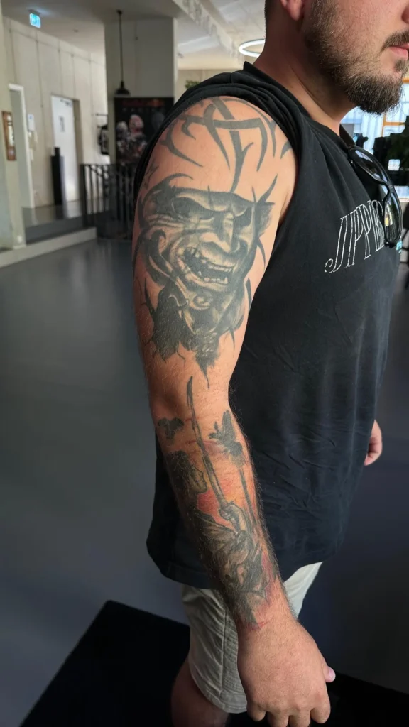 COVER UPS 1 cover up of a sleeve in graz by jannes jaupis
